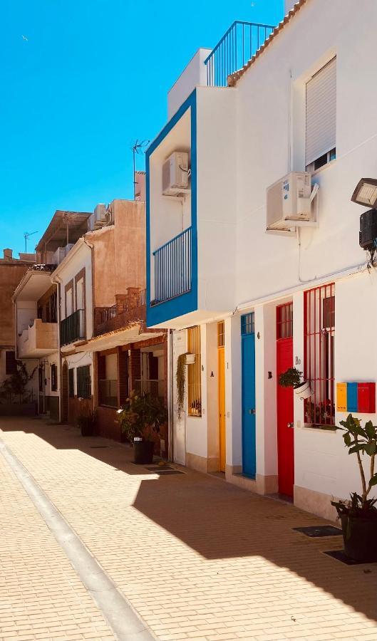 Apartamentos Chuita Playa Малага Экстерьер фото