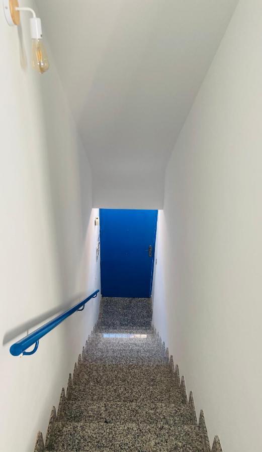Apartamentos Chuita Playa Малага Экстерьер фото