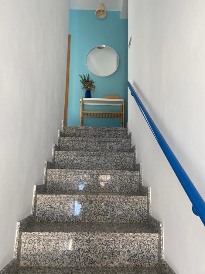 Apartamentos Chuita Playa Малага Экстерьер фото